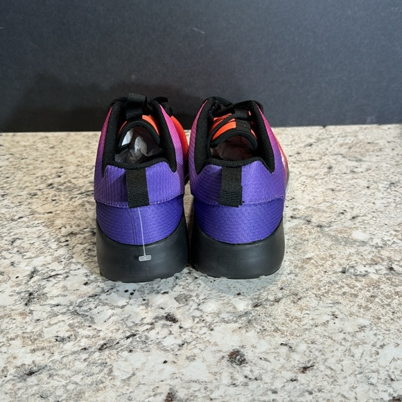 FedEx Custom Shoes. Men’s size 9. NWT. - Picture 4 of 6